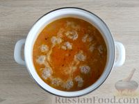 Суп с фрикадельками, рисом и грецкими орехами