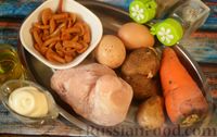 Салат с курицей, картофелем, морковью и маринованными опятами